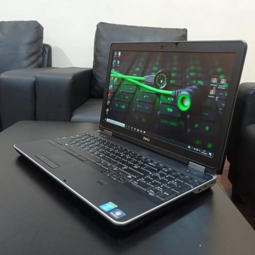 Laptop Dell Latitude 6540 de 17" con Intel Core i7, 8GB RAM, SSD 512GB y Doble Tarjeta Gráfica en República Dominicana