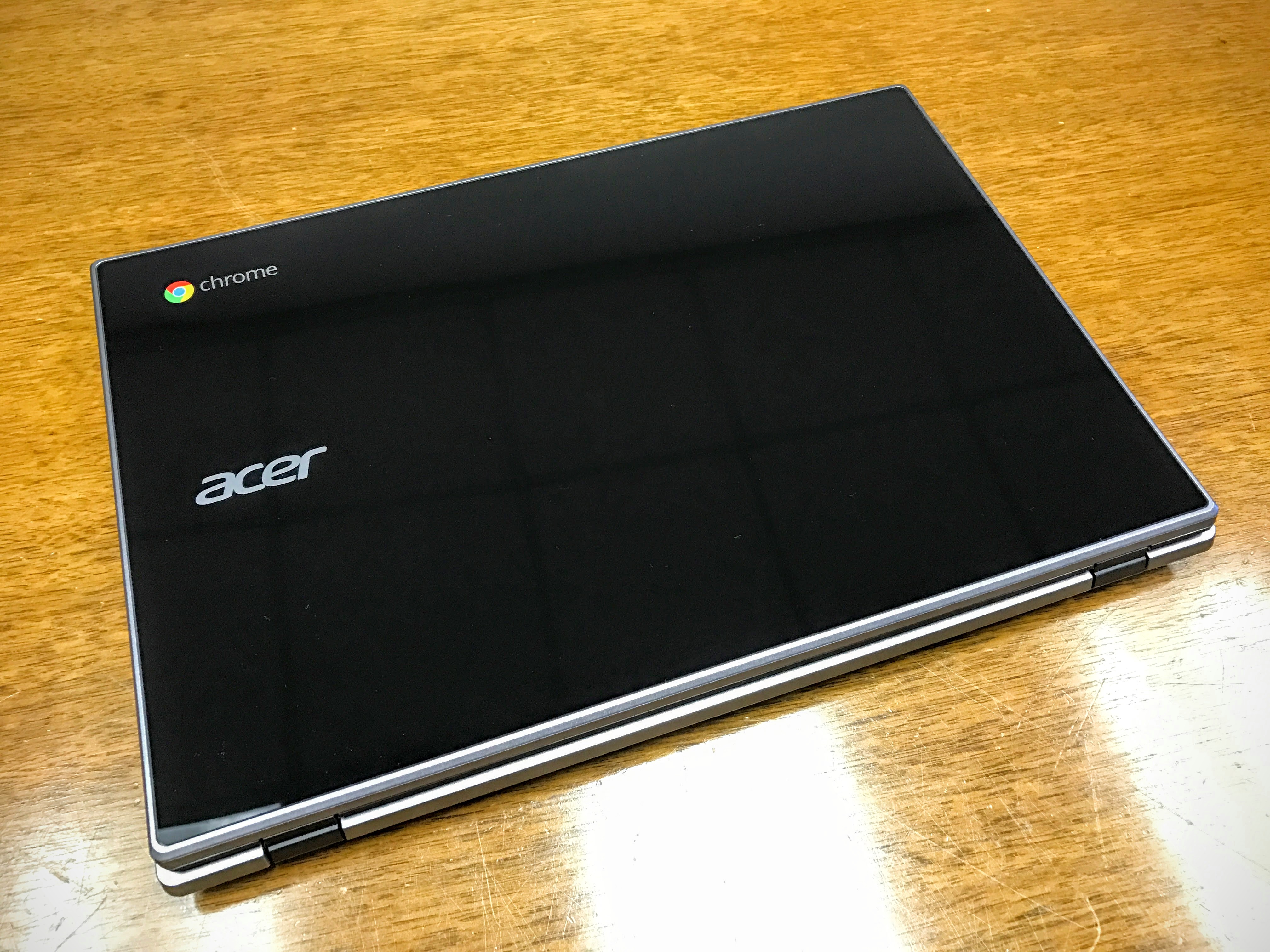 Portátil Acer Chromebook RD14 con pantalla de 14 pulgadas, 400 nits