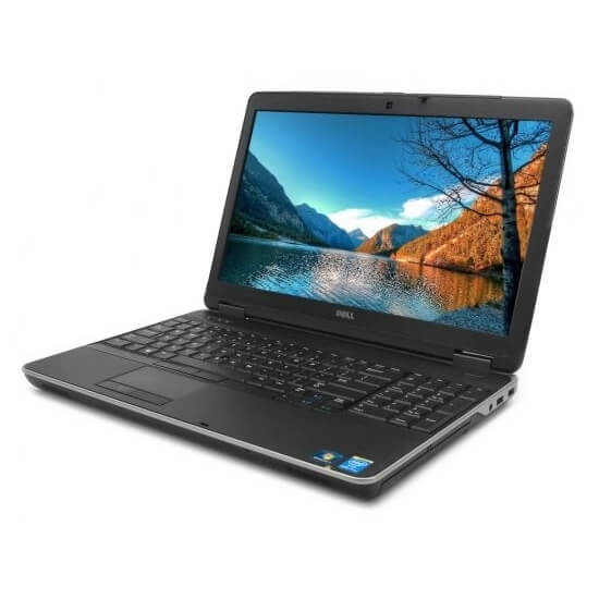 Portátil Dell Latitude 6540 de 17" con Intel Core i7, 16GB RAM, SSD 512GB y Doble Tarjeta Gráfica en República Dominicana