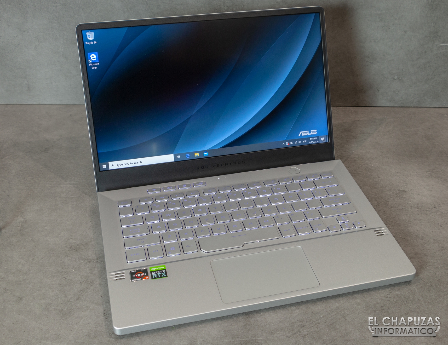 Asus ROG Zephyrus G14 GA401IV con Ryzen 9 4900H y gráfica dedicada de 6GB en República Dominicana