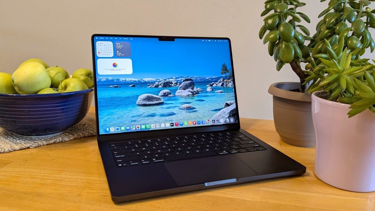 MacBook Pro 14" 2025 con chip M5, 24GB RAM y 1TB SSD, Nuevo y Sellado