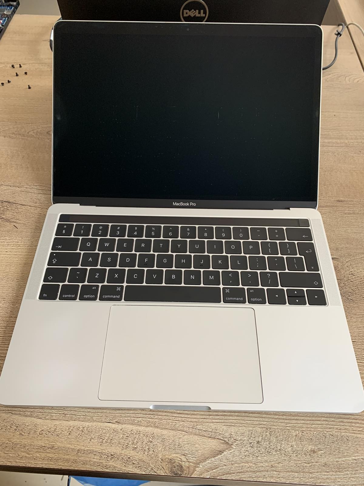MacBook Pro de 13" 2016 Modelo A1706 en República Dominicana