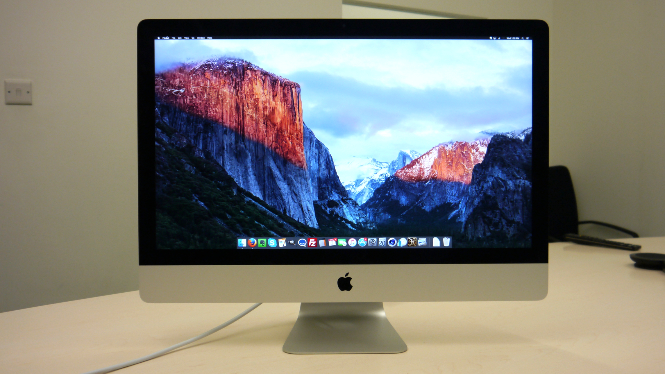 iMac 27" Retina 5K 2015 – Ordenador Todo en Uno de Alto Rendimiento en República Dominicana