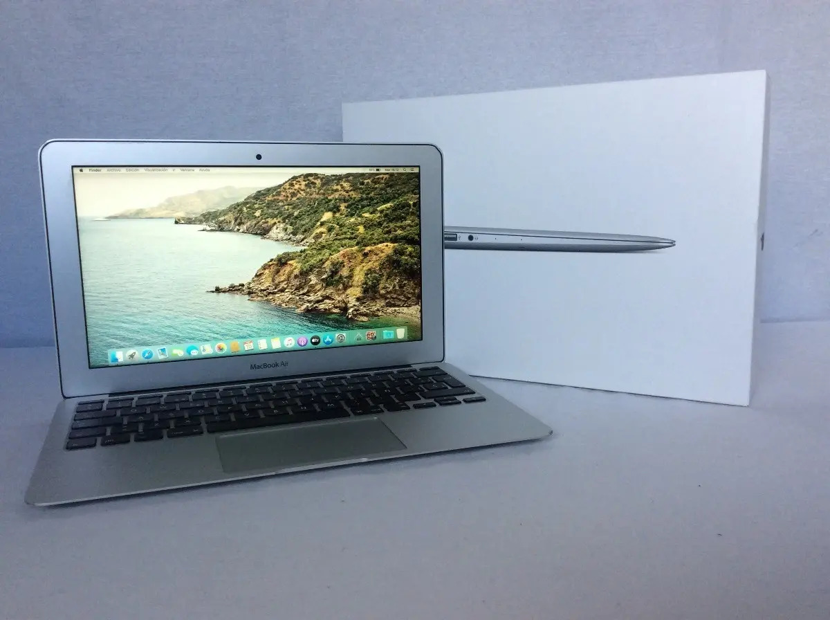 MacBook Air 11" 2015 en perfectas condiciones