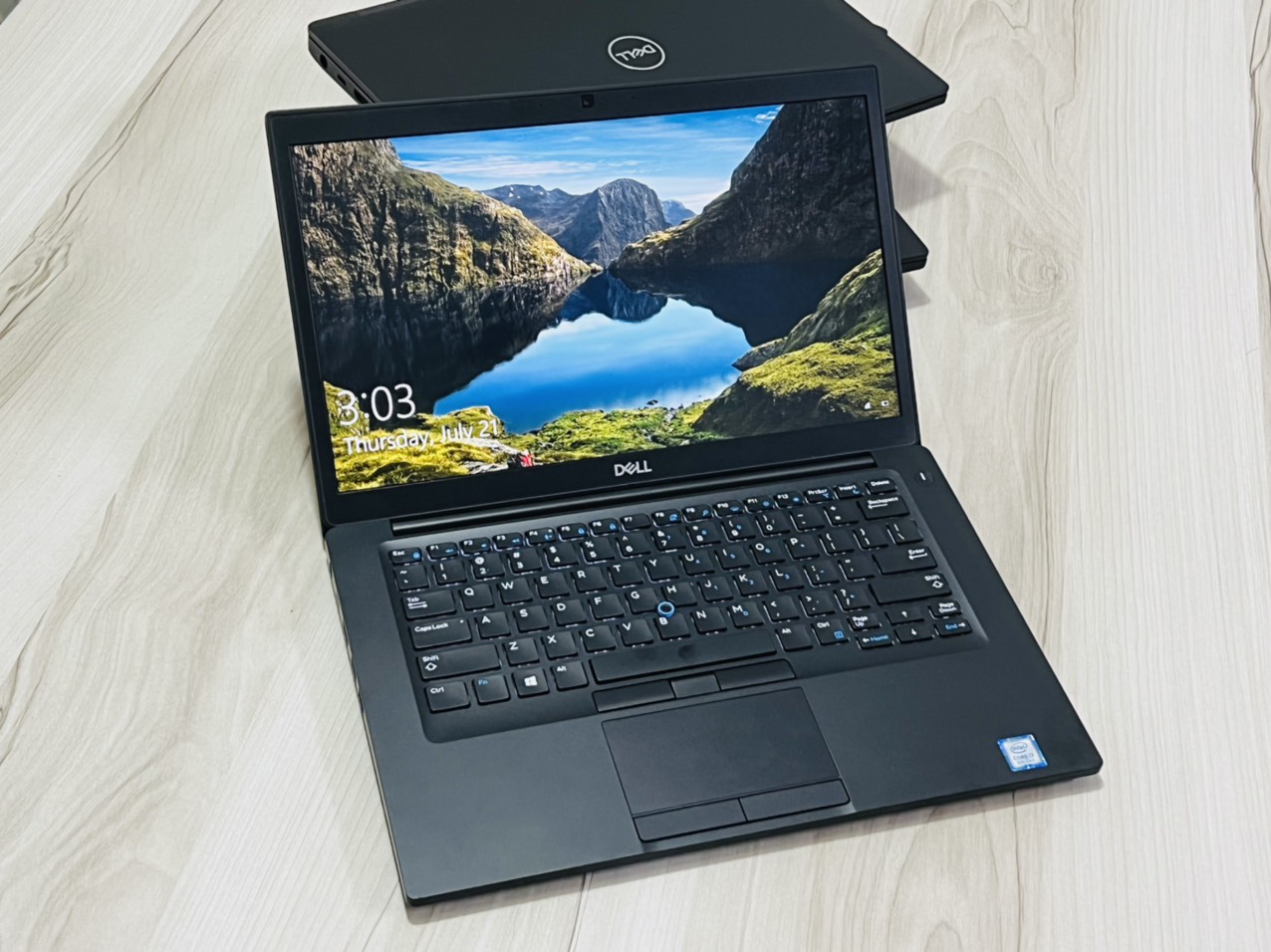 Portátil Dell Latitude 7480 con procesador i7-7600U 2.8GHz, 16GB RAM DDR4 en República Dominicana