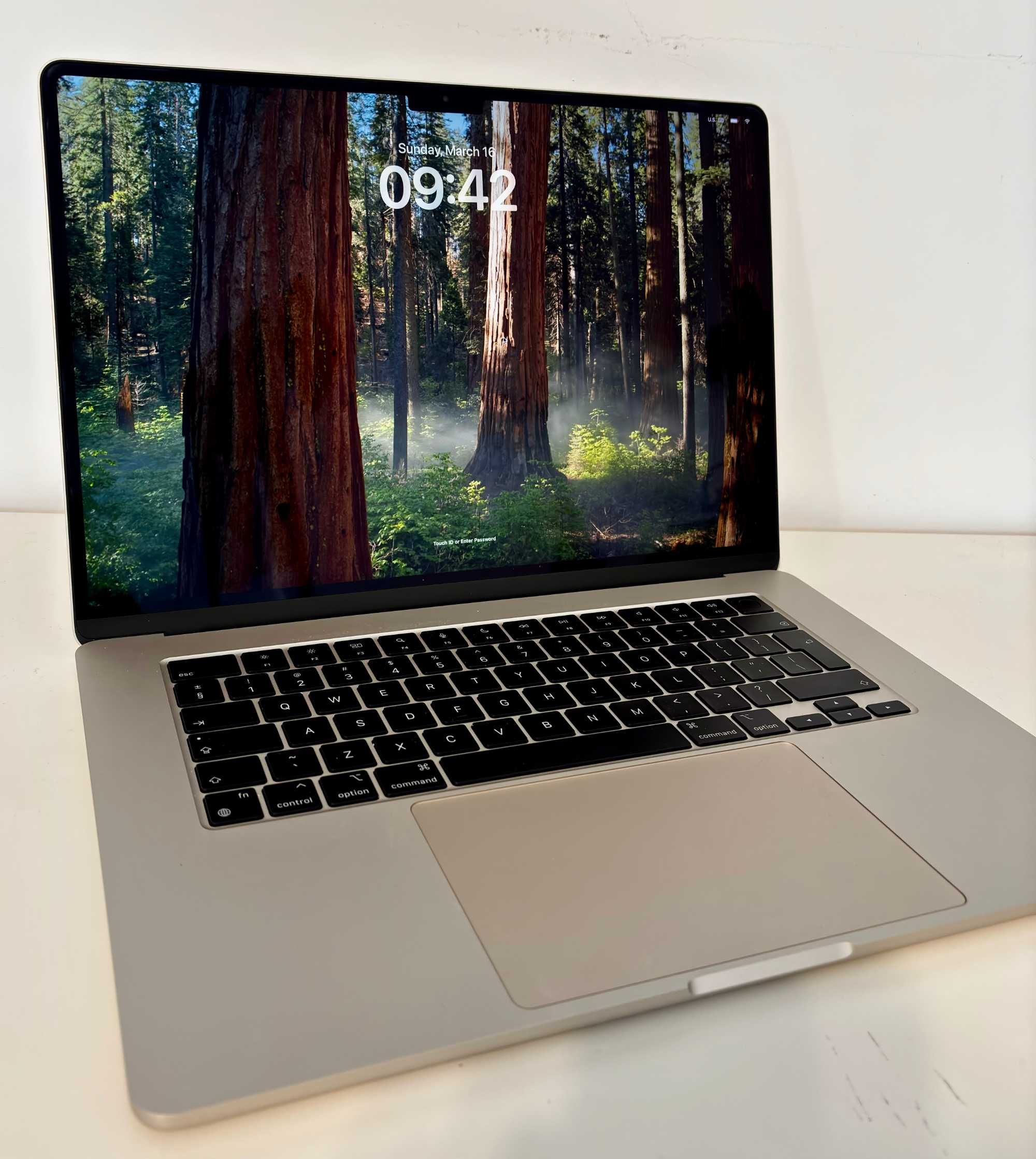 MacBook Air M3 2024 con 8GB RAM y 256GB SSD en República Dominicana