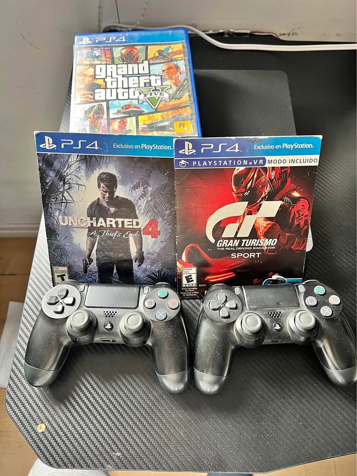 Sony PS4 Slim Modelo 1TB Consola en República Dominicana