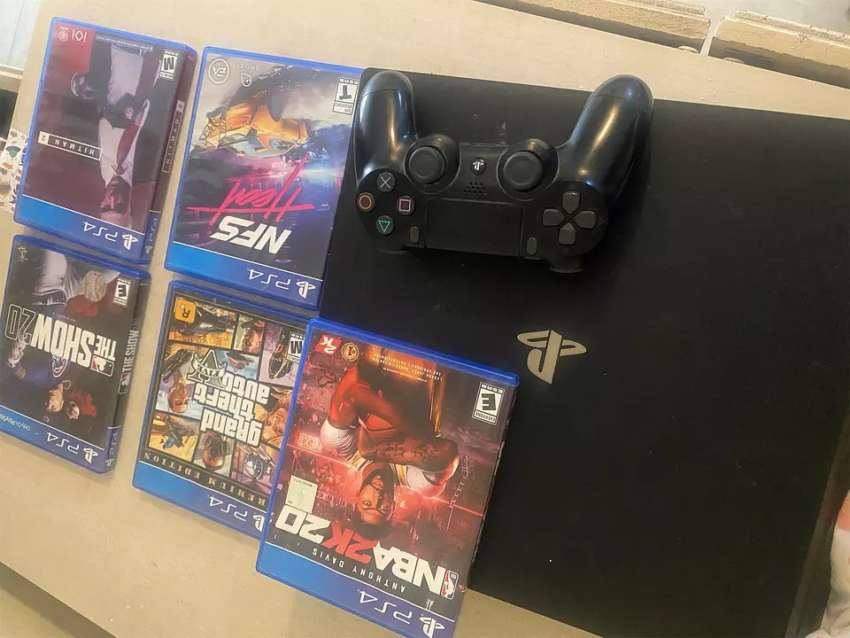 Sony PlayStation 4 Modelo 1TB Consola Oficial en República Dominicana