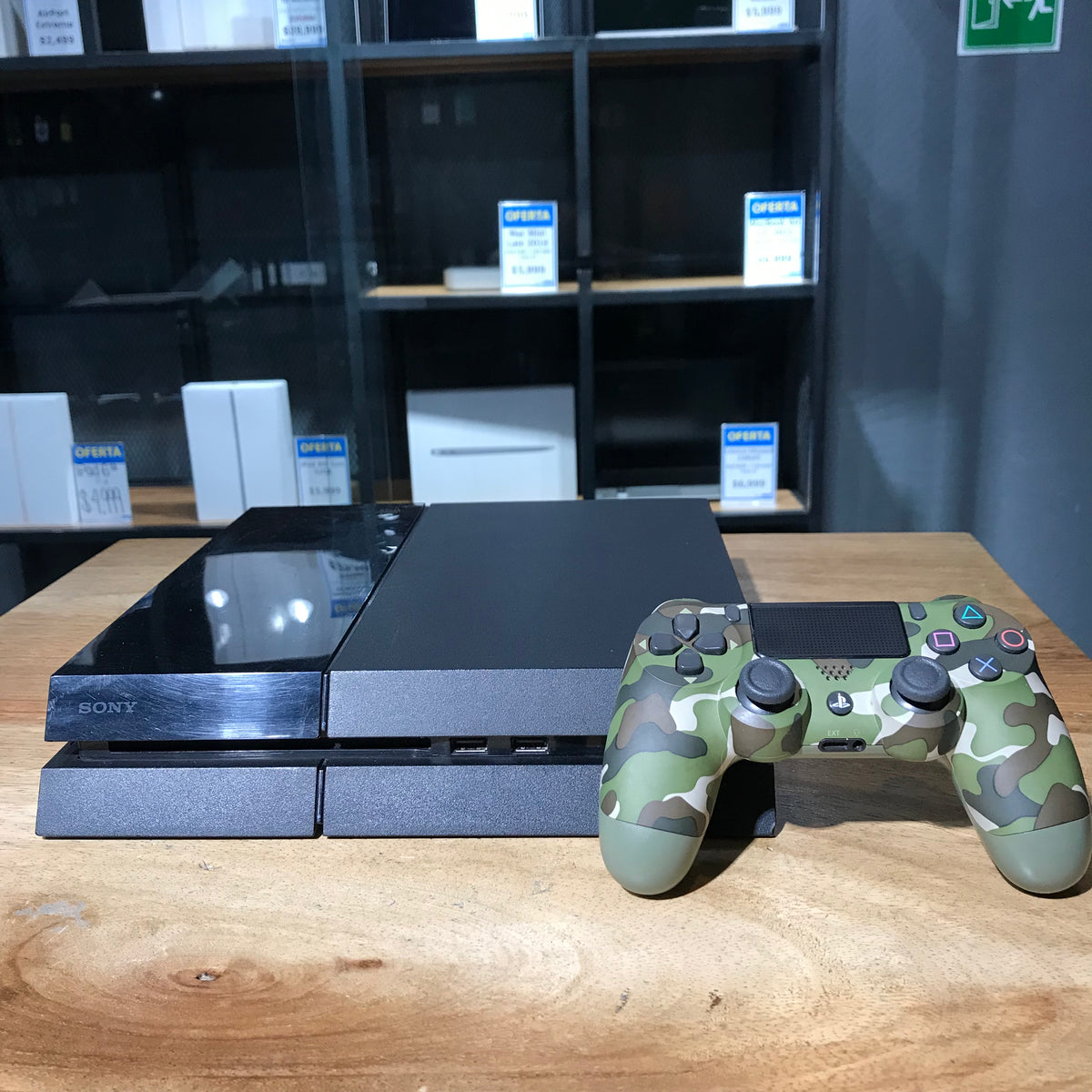 Sony PS4 Modelo Original Consola en República Dominicana