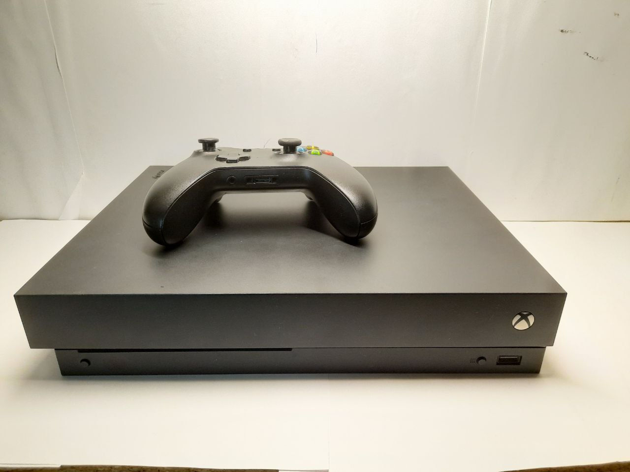 Xbox One X Consola 1TB Microsoft en República Dominicana