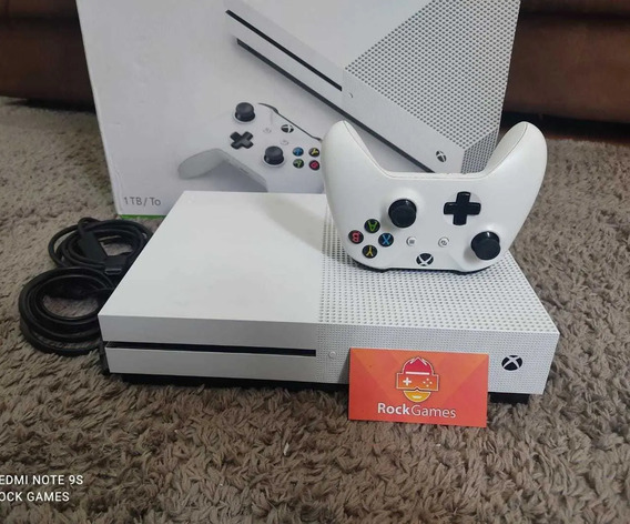 Microsoft Xbox One S consola