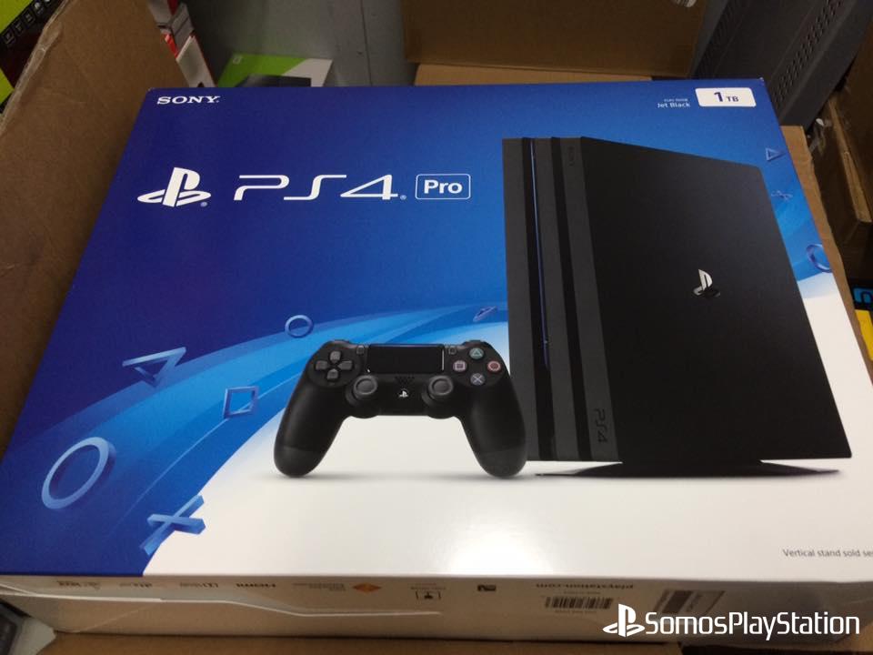 Sony PS4 Pro Consola Modelo CUH-7216B en República Dominicana