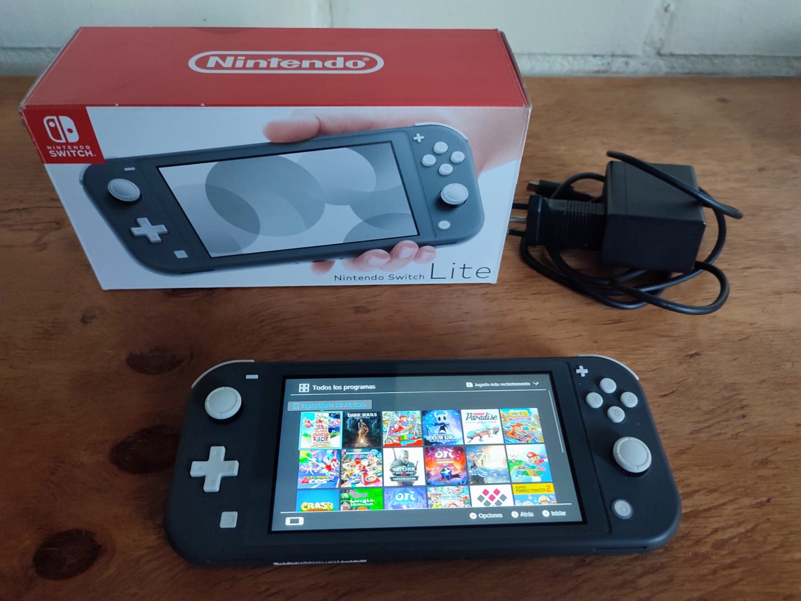 Nintendo Switch Lite Consola Modelo RD en República Dominicana