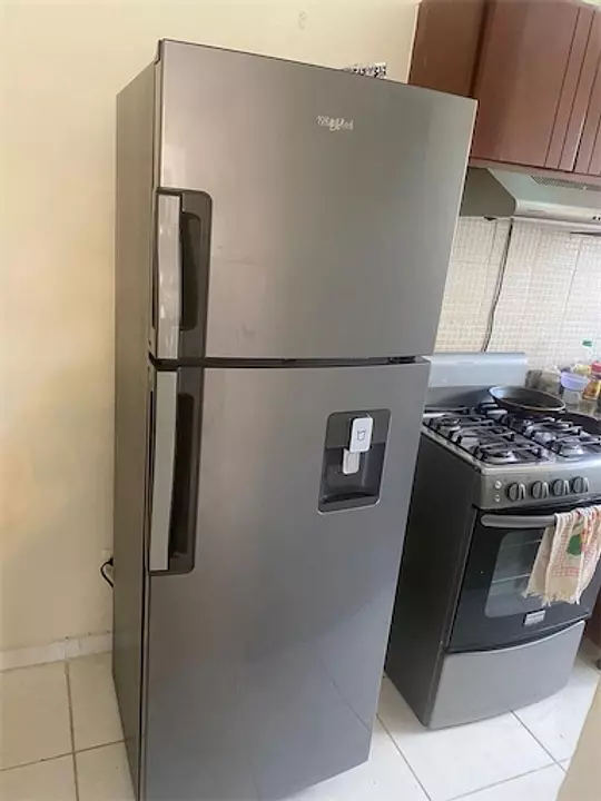 Whirlpool Nevera Modelo 1010