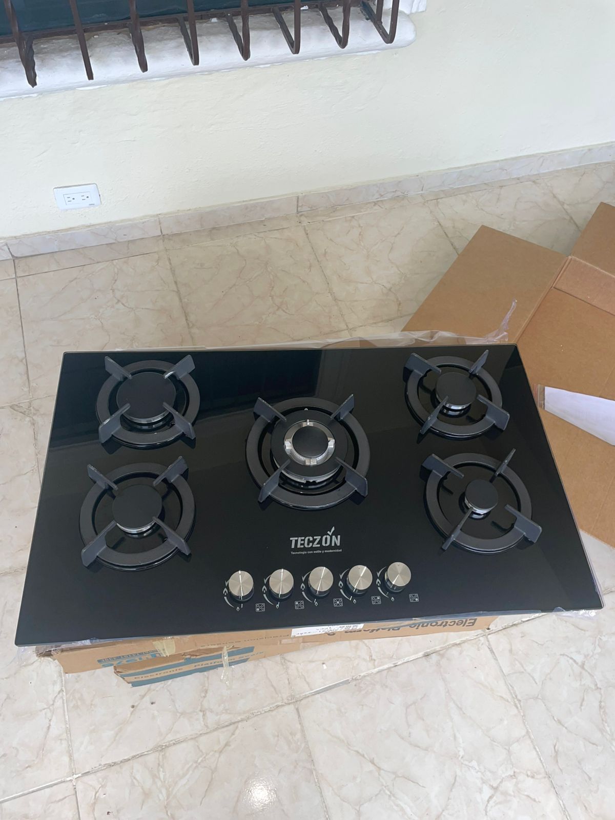 Estufa Empotrable a Gas Whirlpool en República Dominicana