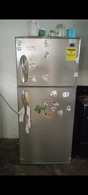 LG Refrigerador 2 Puertas con Dispensador en República Dominicana