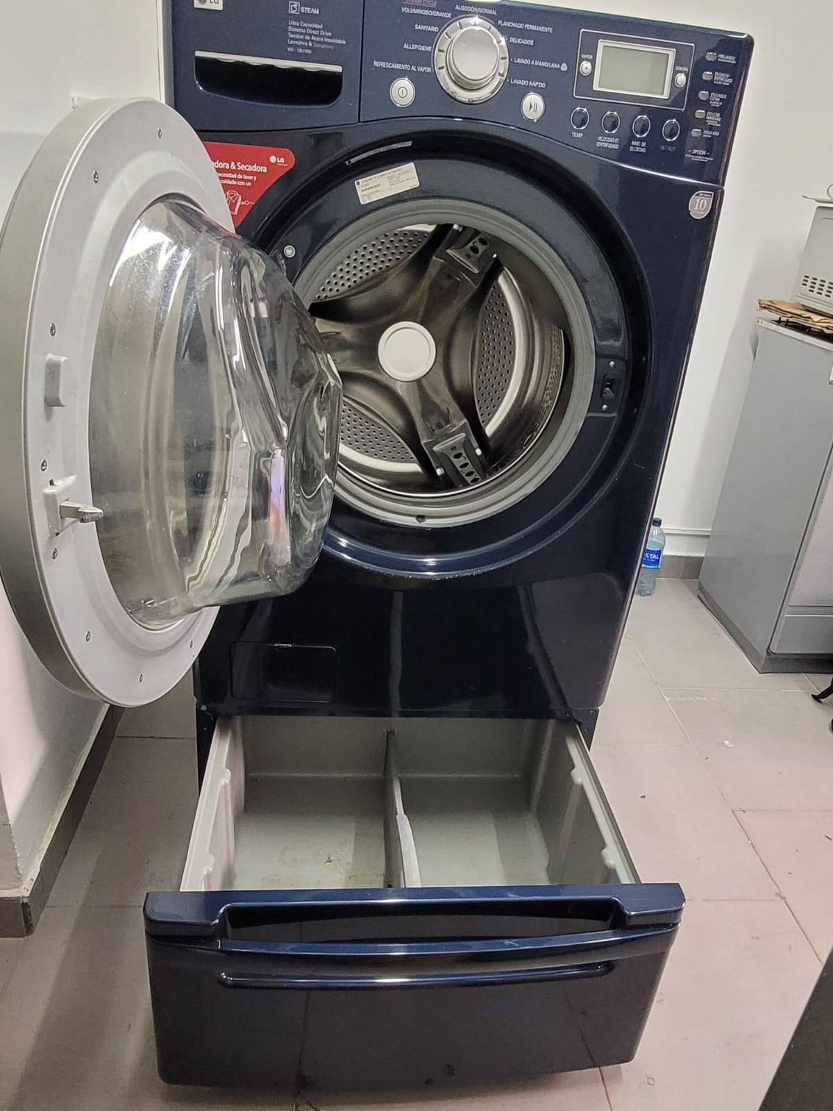 Mabe Lavadora Modelo X700 y Nevera Modelo N350 en República Dominicana