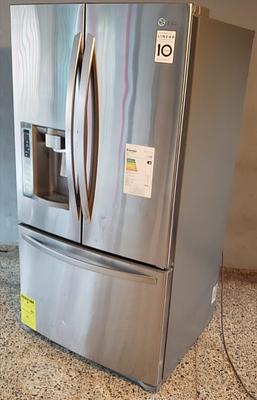 LG Nevera Tipo Libro Modelo 35000 en República Dominicana