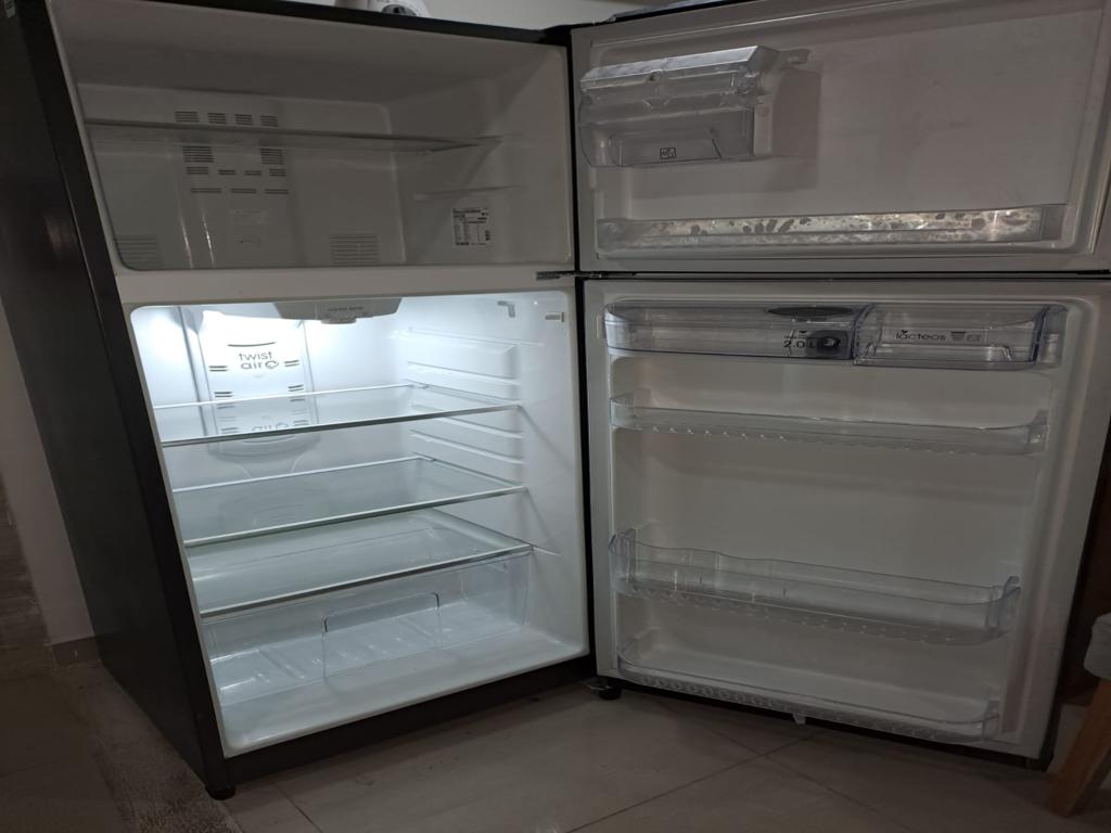 Frigidaire Nevera Modelo 9 P.C. en República Dominicana