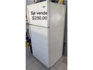 General Electric Refrigerador modelo básico en República Dominicana