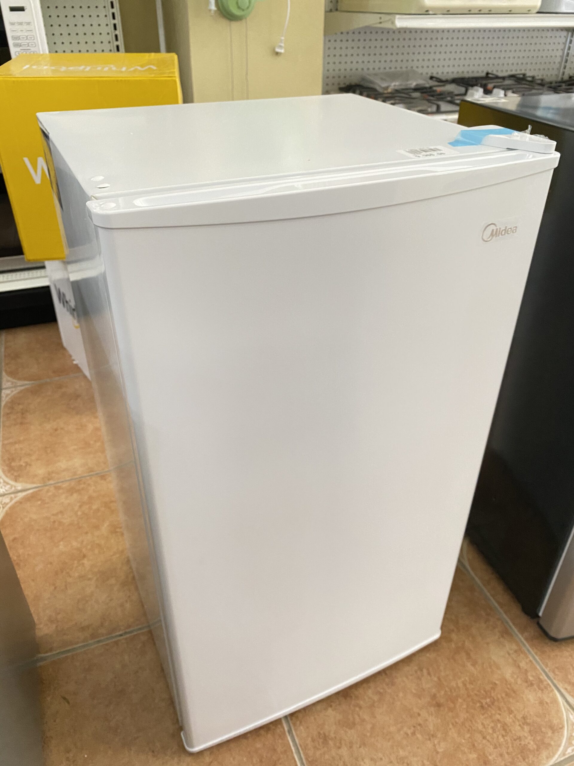 Midea Nevera Ejecutiva Modelo Compacto