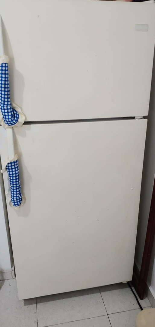 Frigidaire Nevera Modelo Básico Refrigerador