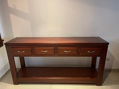 Credenza Caoba Modelo Clásico BrandX en República Dominicana