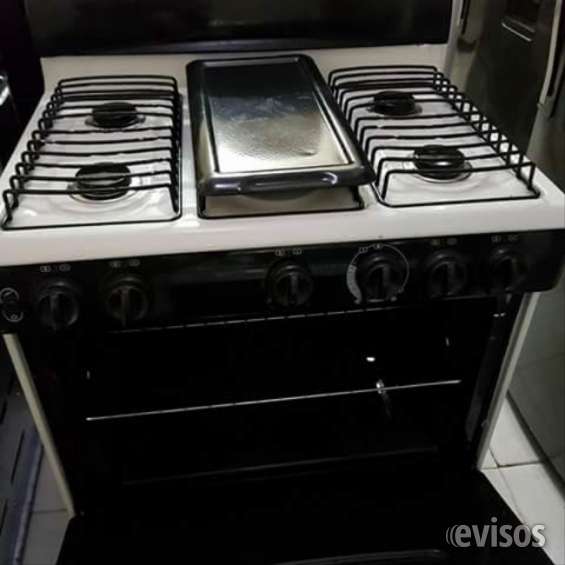 Estufa Whirlpool 30" de Uso Medio en República Dominicana