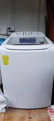 Lavadora Automática Frigidaire 40 lbs