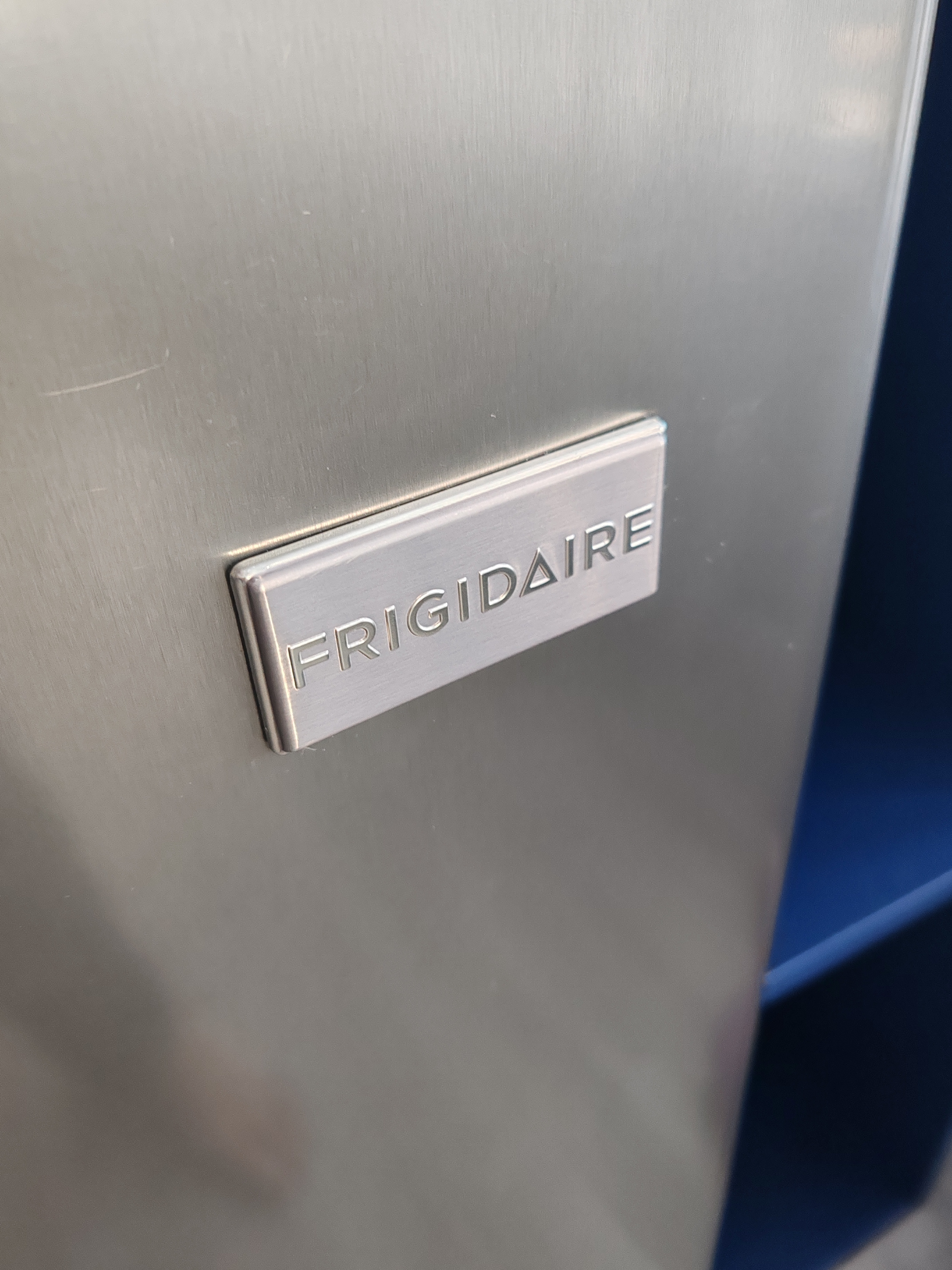 Whirlpool Nevera Gris Modelo Básico