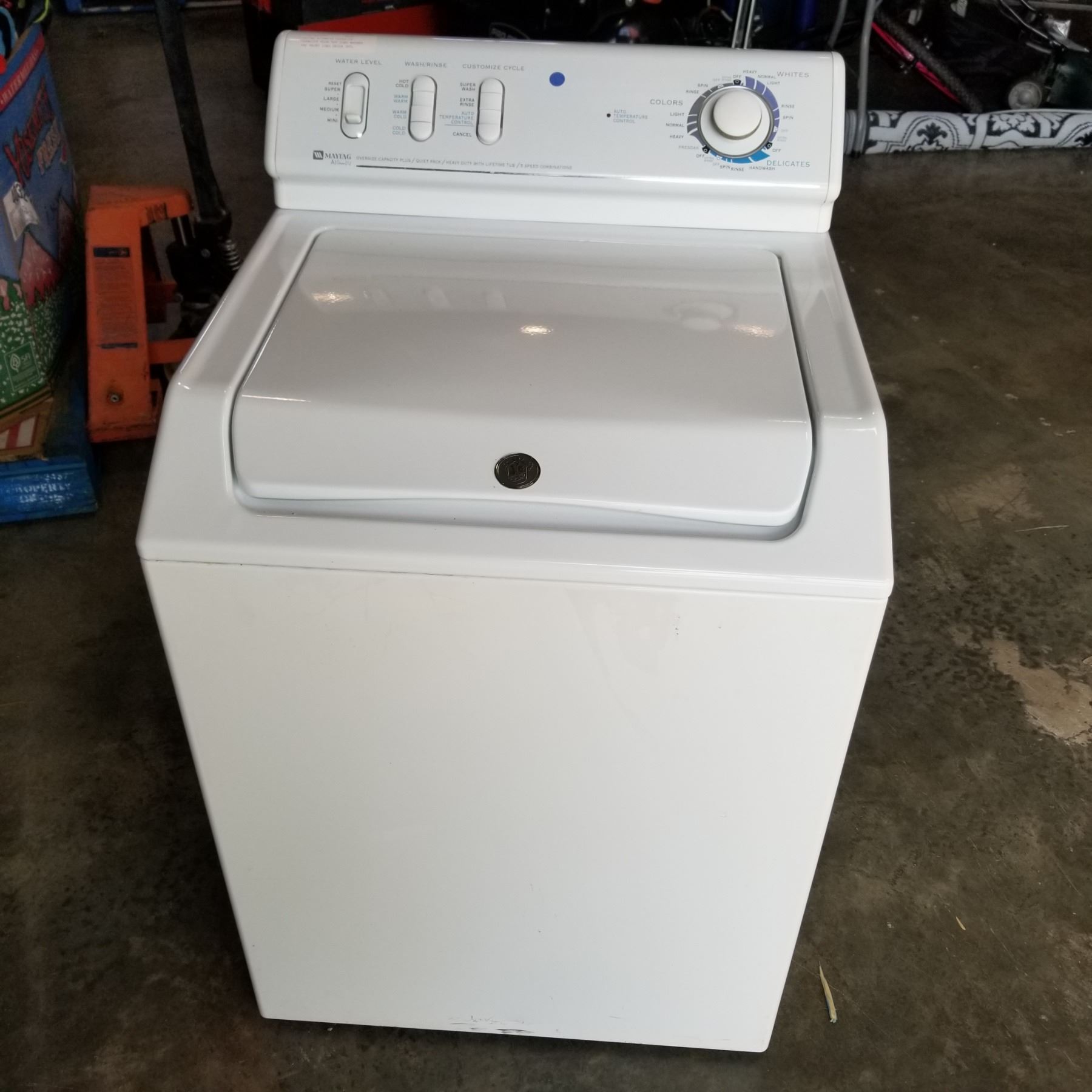 Lavadora Maytag Atlantis modelo clásico en República Dominicana