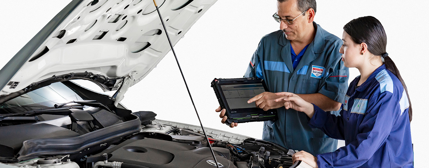 Técnico Automotriz Especialista Mecánico