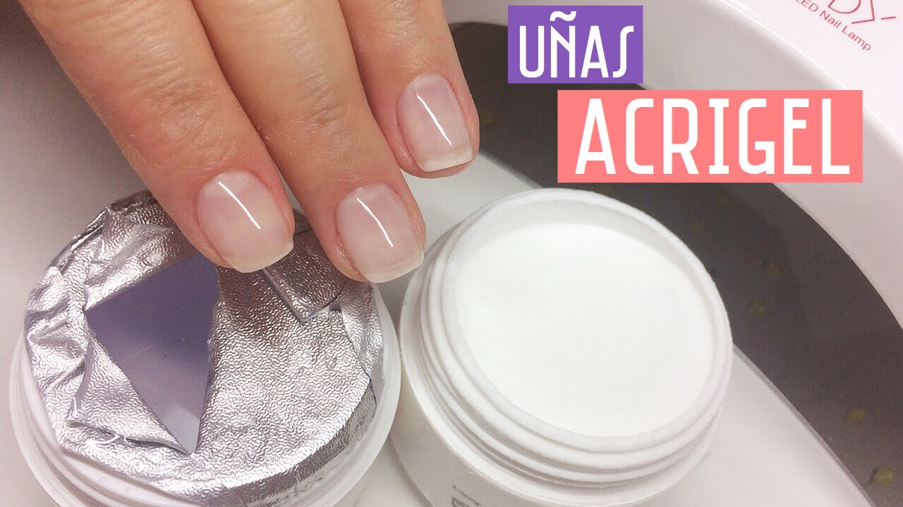 Manicurista experto en acrílico y gel